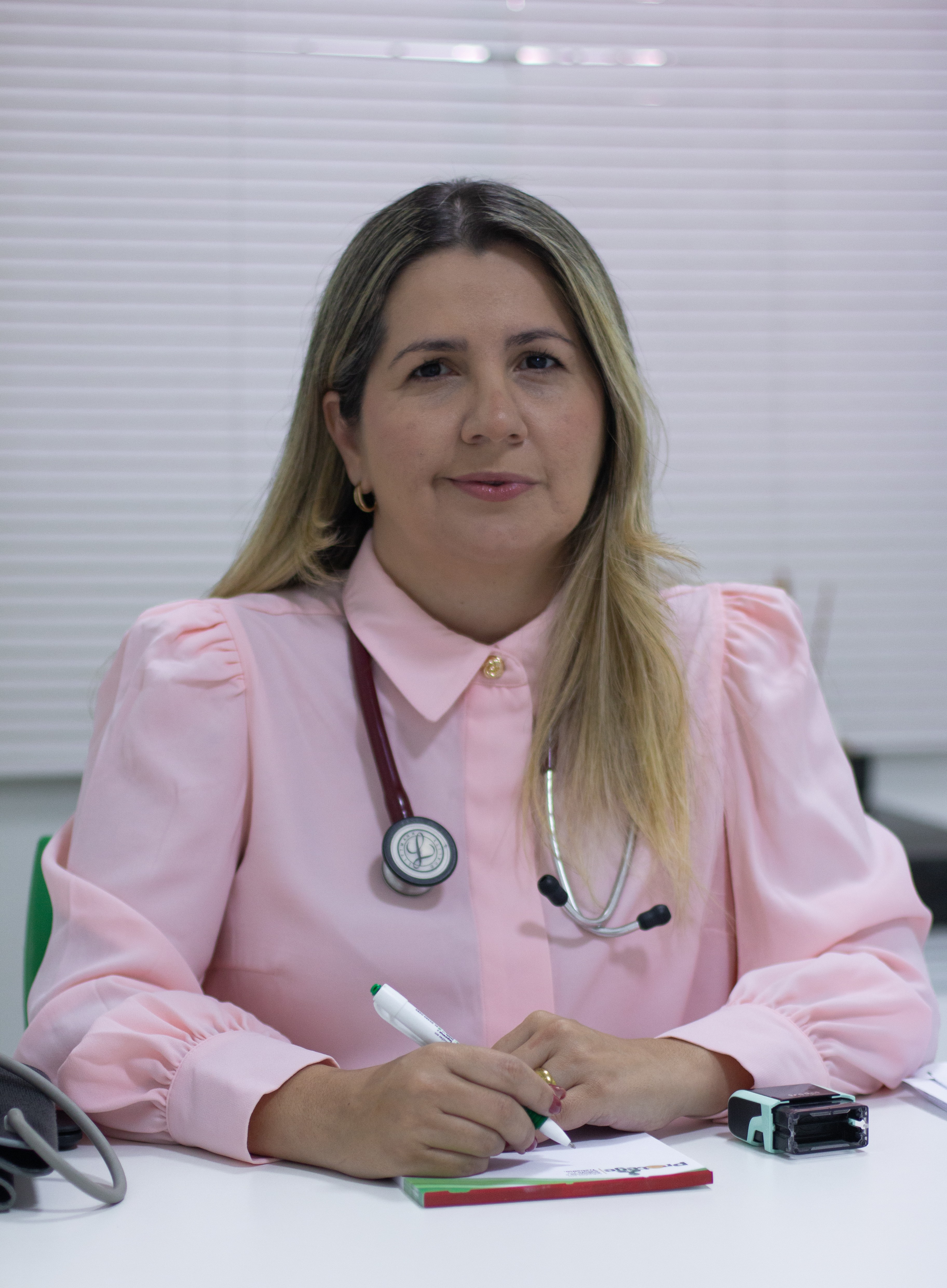 Dra. Renata Benevides